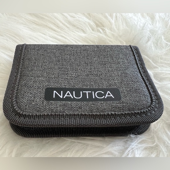 Nautica Men’s Grooming Kit NWOT - Picture 4 of 5